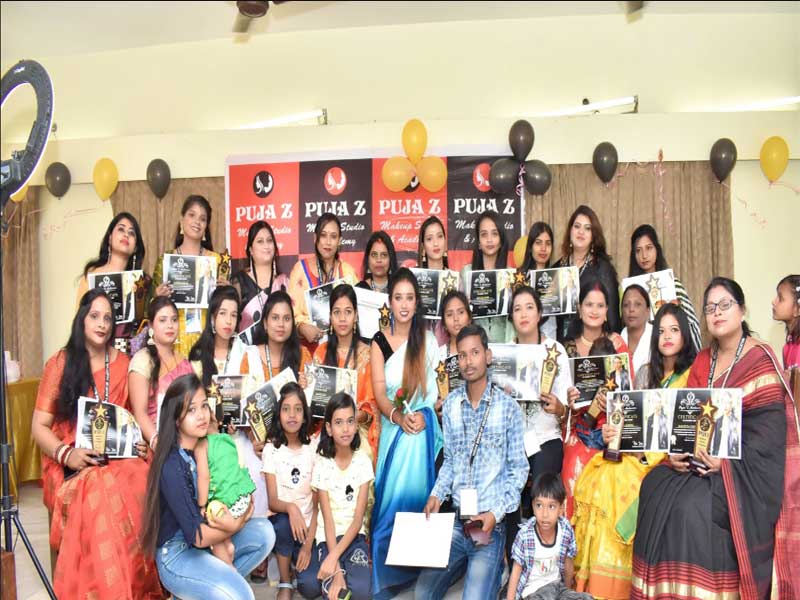 Puja z Makeup Studio & Academy